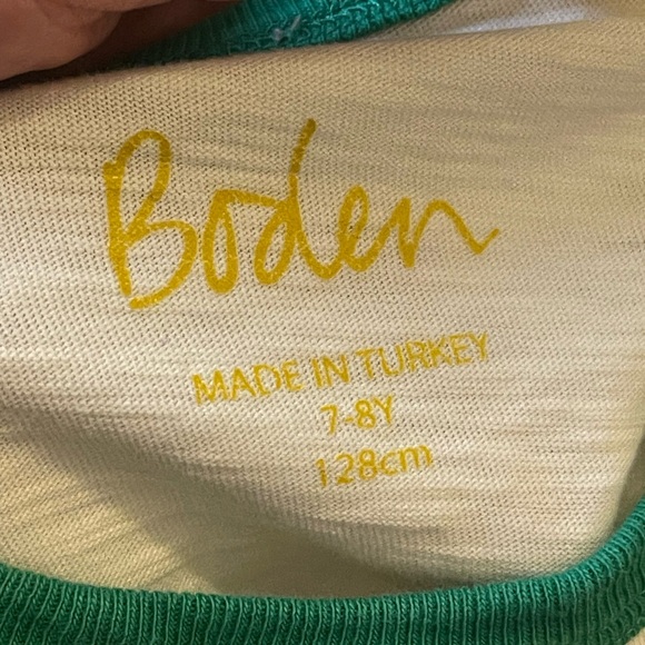 Boden kids t-shirt size 7 - Picture 3 of 4
